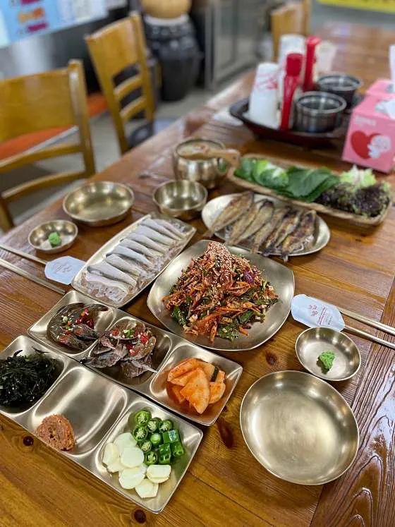 밴댕이 가득한집 놋그릇집