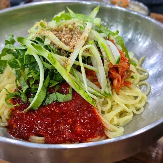 홍두깨손칼국수 2호점