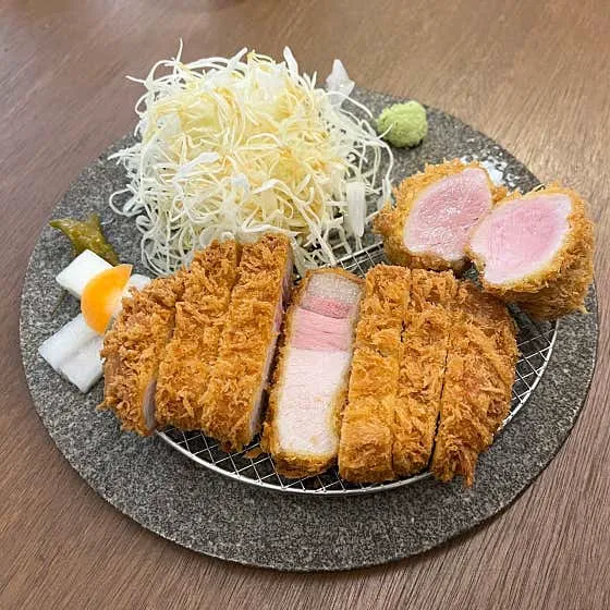 일월카츠